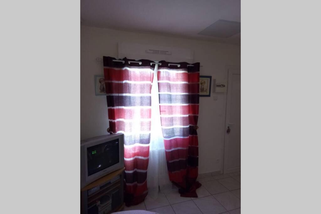 Bangala Apartment Cuffies ภายนอก รูปภาพ